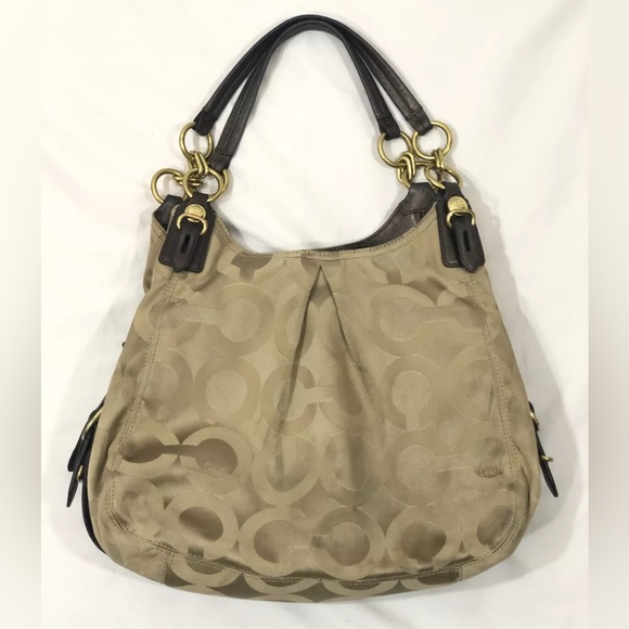 Coach Maggie Optic XL Golden Beige Canvas Shoulder Bag! - Picture 1 of 10